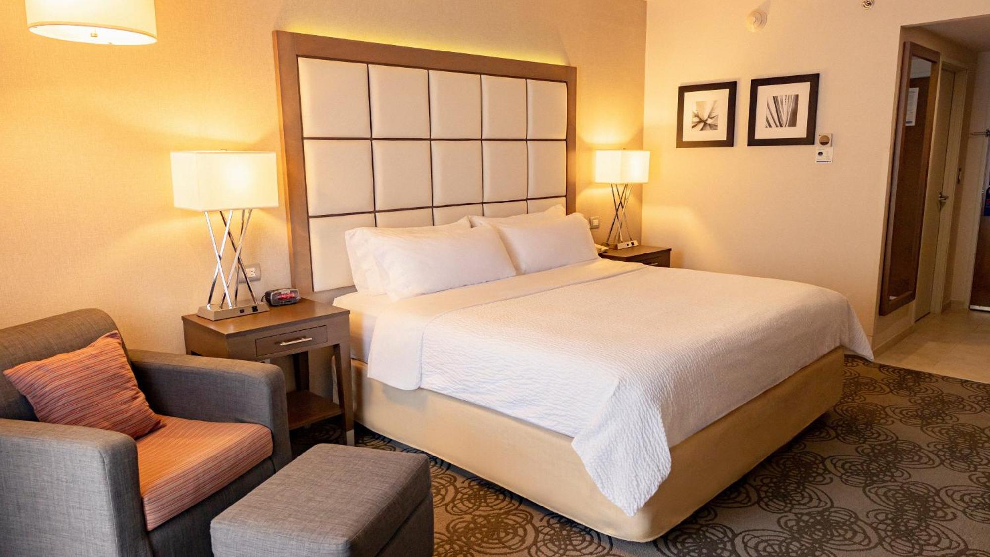 Holiday Inn Express & Suites Chihuahua Juventud By Ihg מראה חיצוני תמונה