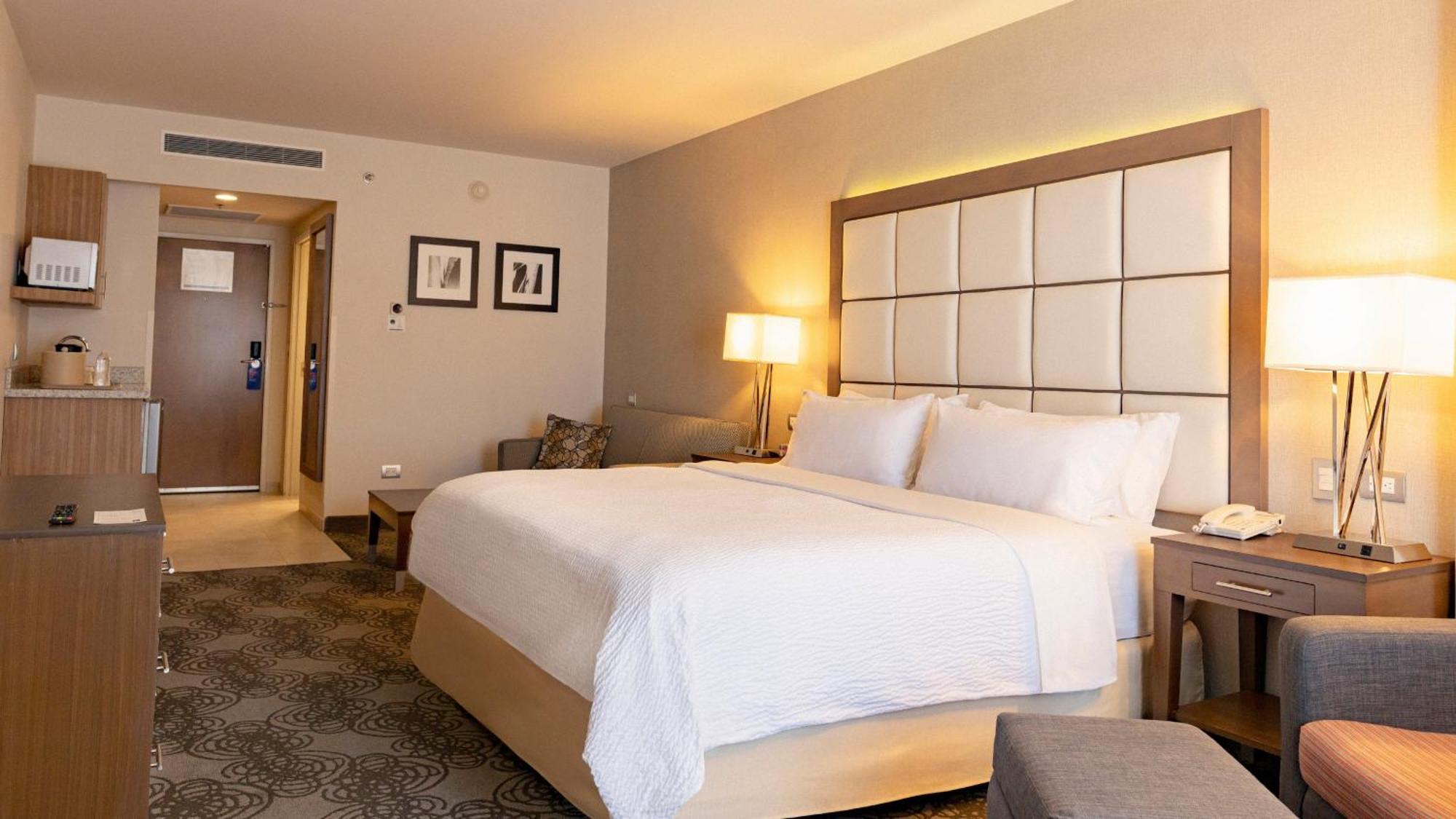 Holiday Inn Express & Suites Chihuahua Juventud By Ihg מראה חיצוני תמונה
