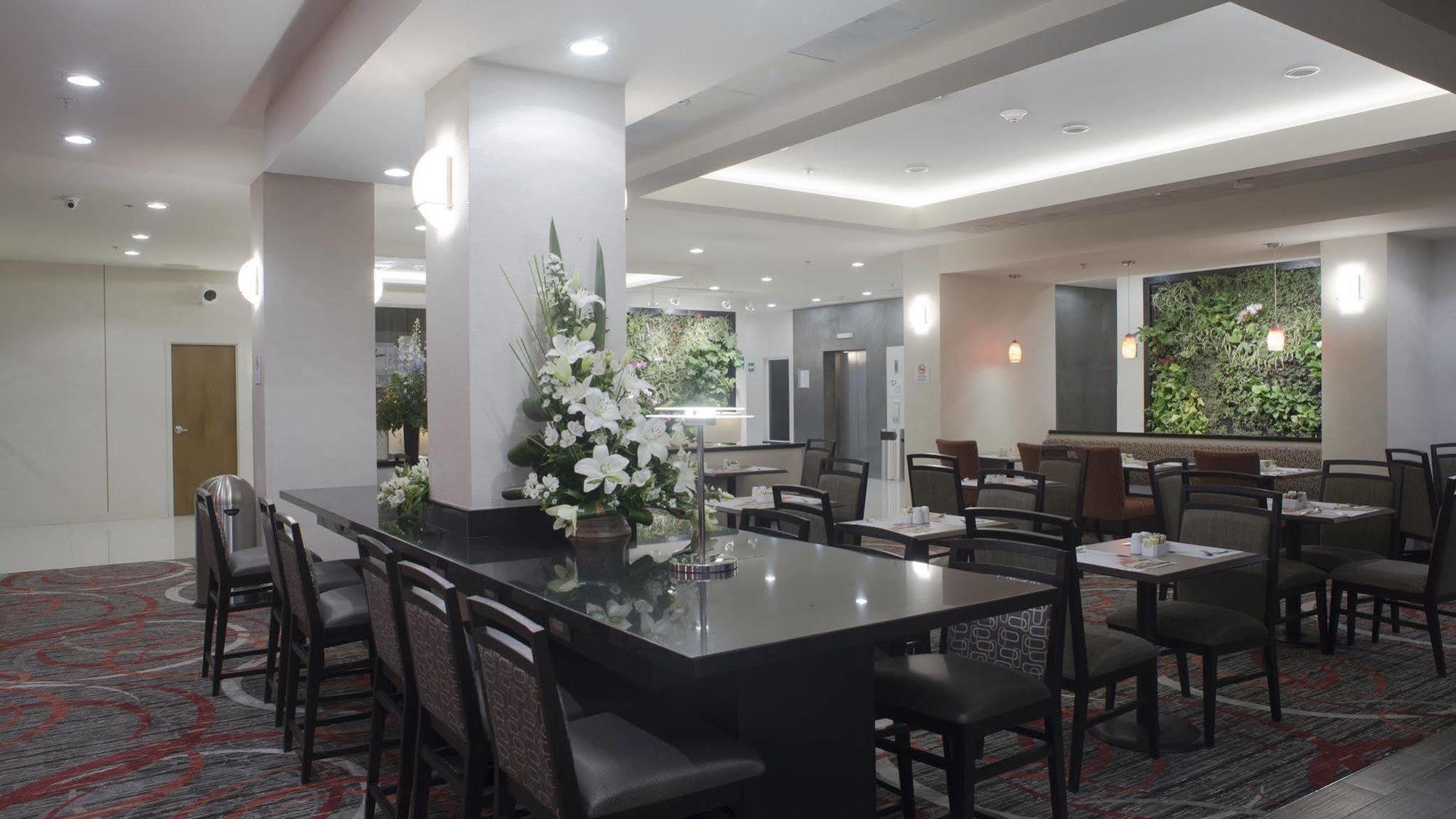 Holiday Inn Express & Suites Chihuahua Juventud By Ihg מראה חיצוני תמונה